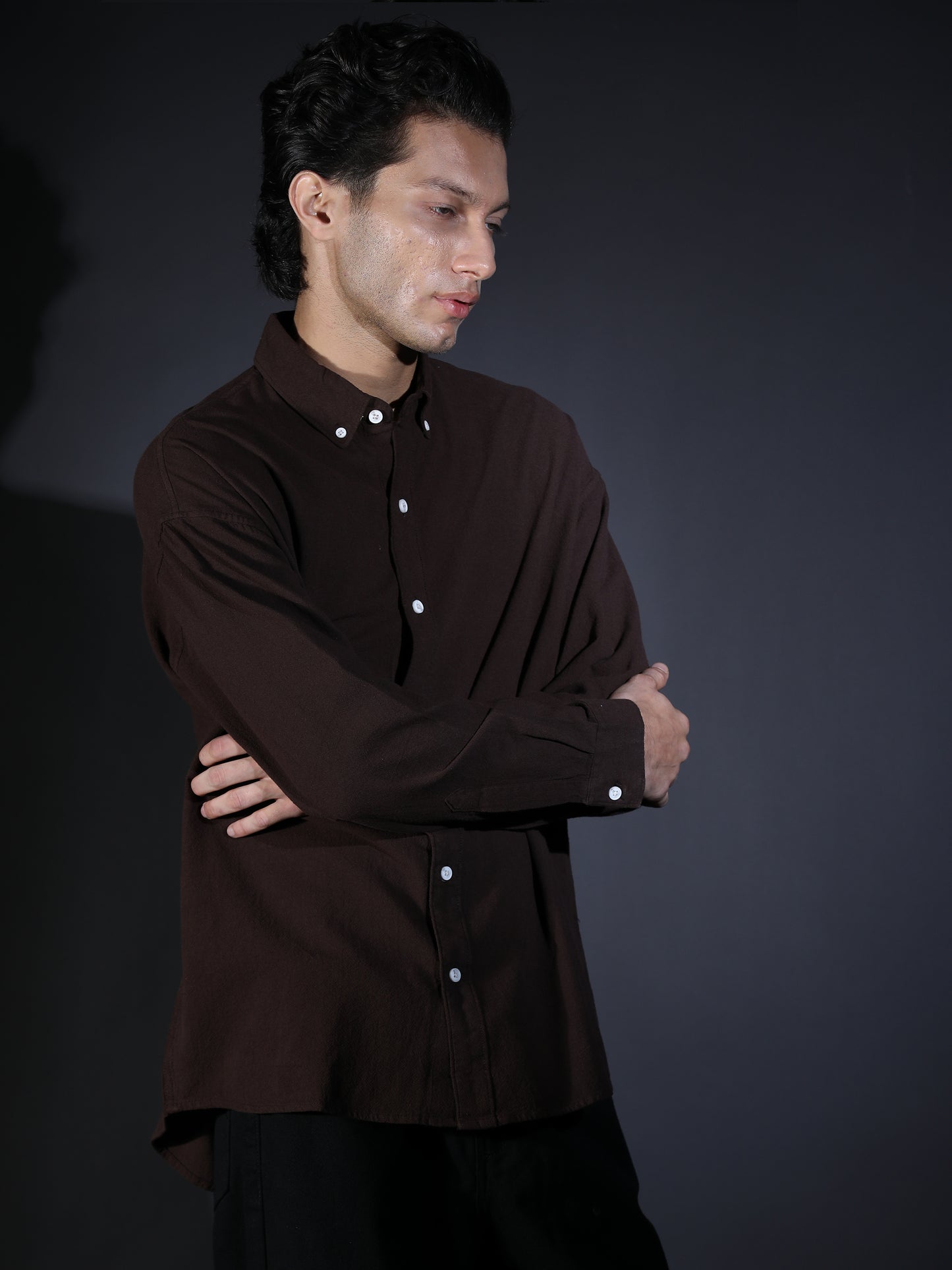 REGULAR FIT PLAIN SHIRT COFFEE