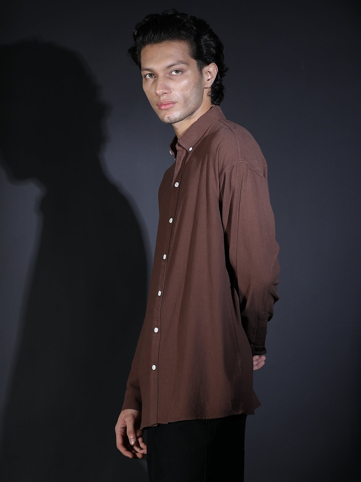 REGULAR FIT PLAIN SHIRT BROWN2