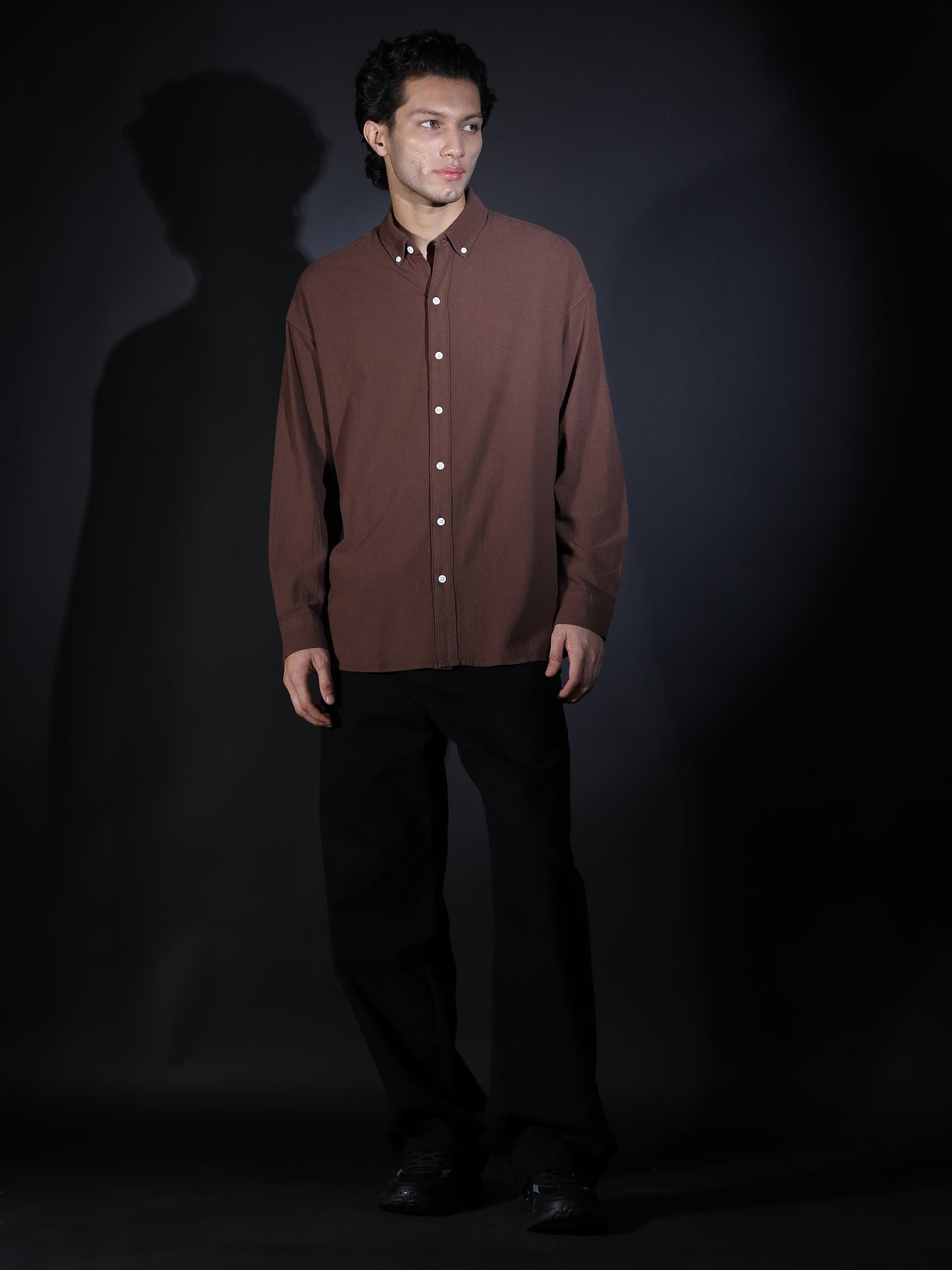 REGULAR FIT PLAIN SHIRT BROWN2